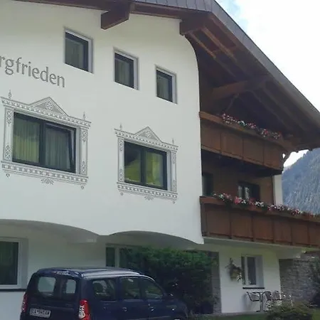Haus Bergfrieden