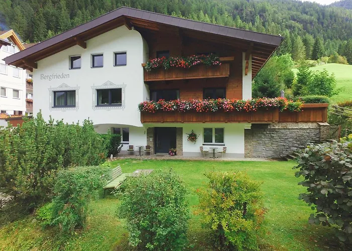 Haus Bergfrieden *