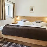 شقة Haus Bergfrieden
