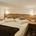 شقة Haus Bergfrieden *