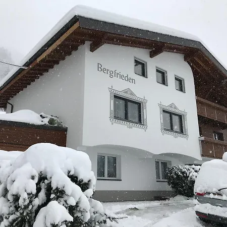 Haus Bergfrieden *
